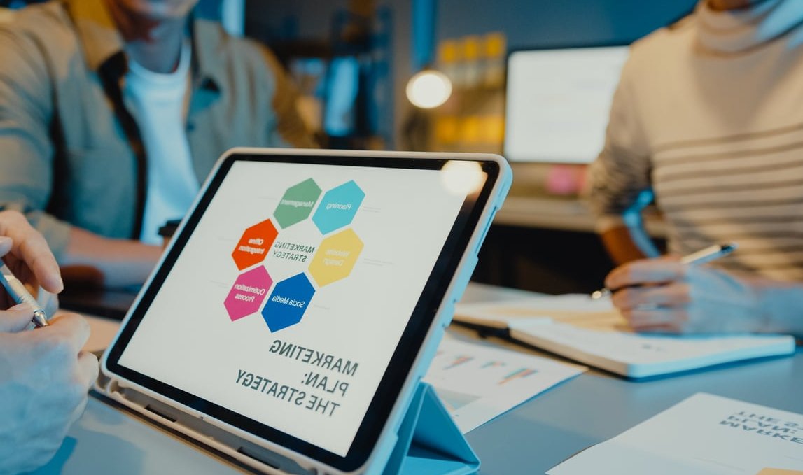 social media content calendar planning